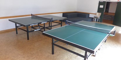 Monteurwohnung - Parkplatz: eigener Parkplatz vorhanden - Tischtennis - Campus Prackenfels