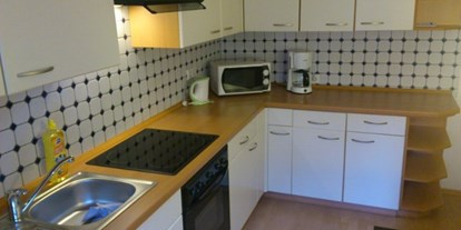 Monteurwohnung - Bad Dürkheim - Küche zur Selbstversorgung - Moderne Monteurunterkunft mit Highspeed Internet