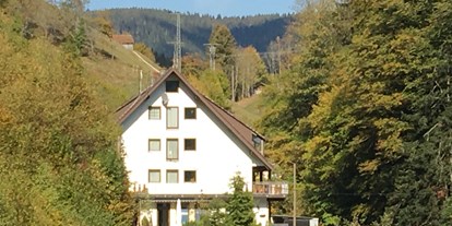 Monteurwohnung - Schwarzwald - Außenansicht - Zimmervermietung Hoferer