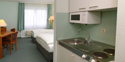 Monteurwohnung - PLZ 30629 (Deutschland) - Herd im Doppelzimmer - Einzel-/Doppel-/Mehrbettzimmer
