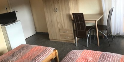 Monteurwohnung - Art der Unterkunft: Pension - Franken - Zimmer mit Bad und Balkon - Haus Monika