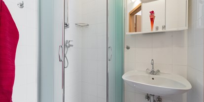 Monteurwohnung - TV - Wien - Badezimmer is Studio -  Apartments für 1 oder 2 Personen