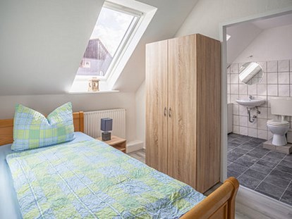 Monteurwohnung - Einzelbetten - Eiinzelziimmer mit Bad - K 357 - Monteurzimmer Lübeck und Umgebung