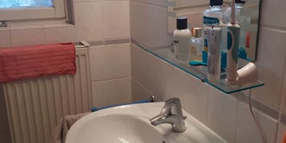 Monteurwohnung - Badezimmer: Gemeinschaftsbad - Stuttgart - Badezimmer - Genießen und wohlfühlen