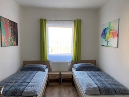 Monteurwohnung - Badezimmer: Gemeinschaftsbad - Doppelzimmer - Monteurzimmer-Buchen.at  in Neulengbach
