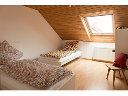 Monteurwohnung - Einzelbetten - Stuttgart - Zwei Einzelbetten - Haus Feldblick Neubulach
