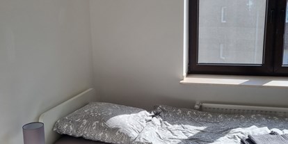 Monteurwohnung - Küche: eigene Küche - Düsseldorf - Schlafzimmer - Monteurswohnung TAKAppartement Dormagen OG