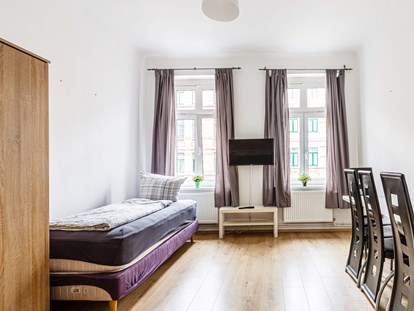 Monteurwohnung - Zimmertyp: Einzelzimmer - Deutschland - EINZELBETTEN KÜCHE WASCHMASCHINE BAD IN LEUNA GÜNSTIG