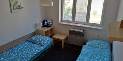 Monteurwohnung - Zimmertyp: Mehrbettzimmer - Tschechien - Schlafzimmer - Otrokovice Sokolovna