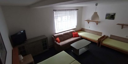 Monteurwohnung - Zimmertyp: Mehrbettzimmer - Tschechien - Schlafzimmer - Otrokovice Sokolovna