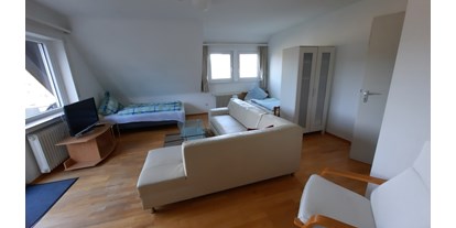 Monteurwohnung - Baiersbronn - Schlaf-/Wohnzimmer - Business Apartment Aida, 6 Personen, Einzelbetten