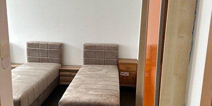 Monteurwohnung - Badezimmer: Gemeinschaftsbad - Wien - Arbeiter- und Monteur Wohnung in Wien Simmering 
