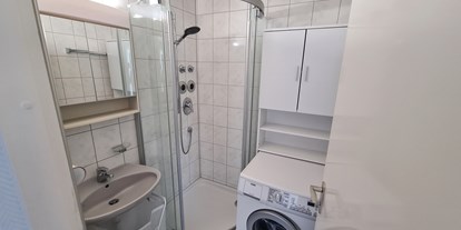 Monteurwohnung - PLZ 70192 (Deutschland) - Badezimmer - Monteurwohnung in Sindelfingen,Mindestmietzeit 6 Monate, 17 Euro