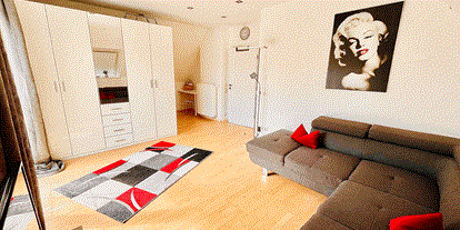Monteurwohnung - Zimmertyp: Einzelzimmer - Augsburg - Wohnzimmer - Apartment/Zimmer Haus Dragl bei Augsburg