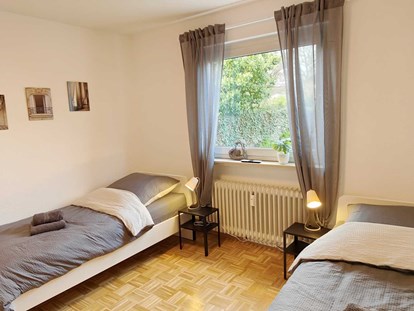 Monteurwohnung - Zimmertyp: Mehrbettzimmer - Hessen Süd - Schlafzimmer, HomeRent Unterkunft in Hanau - HomeRent in Hanau, Rodenbach, Erlensee, Altenstadt, Ronneburg