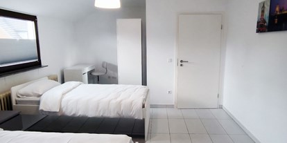 Monteurwohnung - PLZ 50739 (Deutschland) - Schlafzimmer, HomeRent Unterkunft in Hürth - HomeRent in Hürth, Brühl, Wesseling