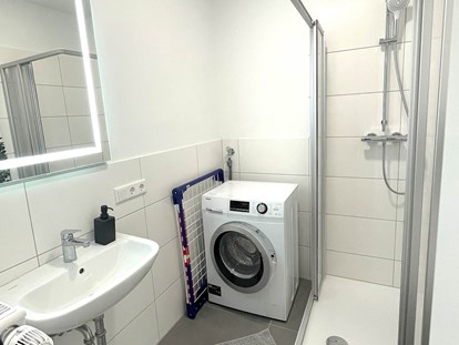 Monteurwohnung - Zimmertyp: Mehrbettzimmer - Niedersachsen - Badezimmer, HomeRent Unterkunft in Oldenburg - HomeRent in Oldenburg