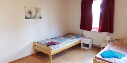 Monteurwohnung - Deggingen - Schlafzimmer, HomeRent Unterkunft in Laichingen - HomeRent in Laichingen, Hohenstadt, Feldstetten