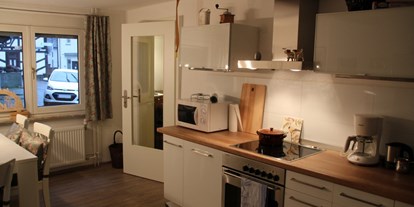 Monteurwohnung - PLZ 60438 (Deutschland) - Blick aus Küche - Ferienhaus Treisberg