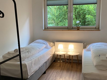 Monteurwohnung - Badezimmer: eigenes Bad - Doppelzimmer - Monteurwohnungen in Klagenfurt am Wörthersee