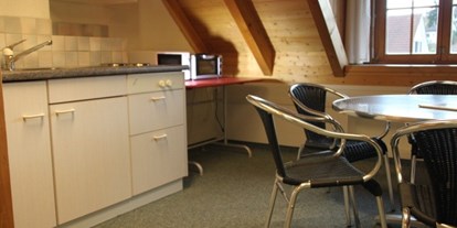 Monteurwohnung - Zimmertyp: Einzelzimmer - Schweiz - Gemeinsame Küche - Haus am Bach