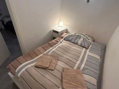 Monteurwohnung - Bettwäsche: Bettwäsche inklusive - Stuttgart - Jennifer Häußler
