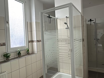 Monteurwohnung - Badezimmer: eigenes Bad - TOP modernisierte Wohnung in Hagen. Endlich auch für Handwerker!