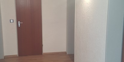 Monteurwohnung - Zimmertyp: Mehrbettzimmer - Mannheim - Flur im 1.OG - Monteurzimmer Melek
