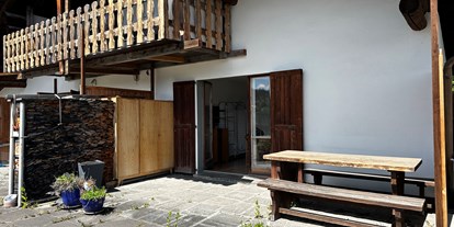 Monteurwohnung - Art der Unterkunft: Ferienwohnung - Schweiz - Terrasse - 1 Zimmer Studio mit Panorama-Terrasse