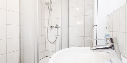 Monteurwohnung - PLZ 50672 (Deutschland) - Badezimmer, HomeRent Unterkunft in Frechen - HomeRent in Frechen