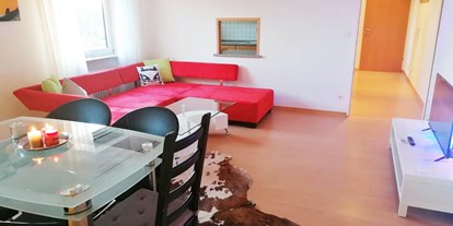 Monteurwohnung - Karben - Wohnzimmer, HomeRent Unterkunft in Niederdorfelden - HomeRent in Niederdorfelden