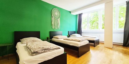 Monteurwohnung - Küche: eigene Küche - Düsseldorf - Schlafzimmer, HomeRent Unterkunft in Langenfeld - HomeRent in Langenfeld
