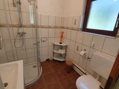 Monteurwohnung - Badezimmer: Gemeinschaftsbad - Hessen - Haus Herberge am Waldrand 