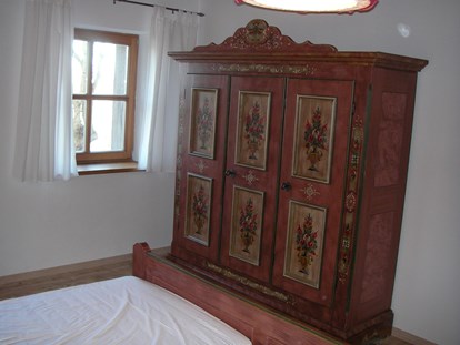 Monteurwohnung - Zimmertyp: Einzelzimmer - Franken - Schlafzimmerschrank - Villa Lucia in Kulmbach