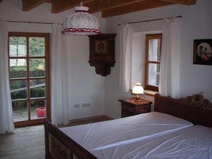 Monteurwohnung - Bettwäsche: keine Bettwäsche - Franken - Aussicht auf Terrasse - Villa Lucia in Kulmbach