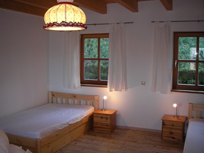 Monteurwohnung - Bettwäsche: keine Bettwäsche - Franken - 4-Bettzimmer - Villa Lucia in Kulmbach