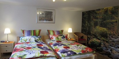 Monteurwohnung - Art der Unterkunft: Pension - Nordrhein-Westfalen - Schlafzimmer mit trennbaren Betten - Pension "Eifel-Landhaus" 