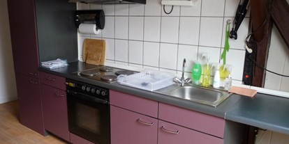 Monteurwohnung - Art der Unterkunft: Ferienwohnung - Niedersachsen - Küche mit E-Geräten - Alte Post/ Katholische Grundschule