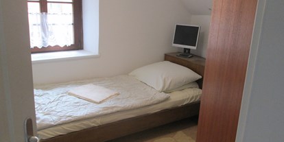 Monteurwohnung - Lauchheim - Einzelbett im Einzelzimmer - Ruhige Zimmer Ferienwohnung für Urlauber oder Monteure in Zentraler Lage Stadtmitte Nördlingen