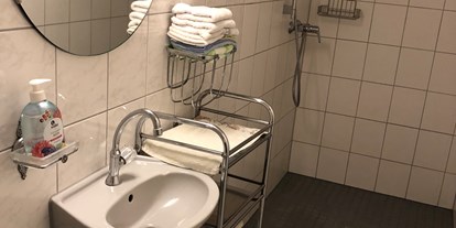 Monteurwohnung - Badezimmer: eigenes Bad - Köln - Mühle 17