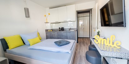 Monteurwohnung - Zimmertyp: Doppelzimmer - Hessen - Kleine Apartments mit eigenem Bad und Küche für 1 Person. - Apartmenthaus & Ferienwohnungen Horster