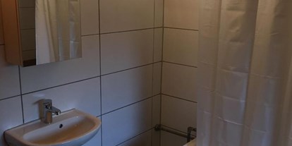 Monteurwohnung - Badezimmer: Gemeinschaftsbad - Region Schwaben - Stauferland Apartments Göppingen