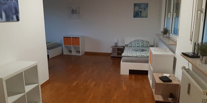 Monteurwohnung - PLZ 53489 (Deutschland) - Schlafraum Penthouse am Rhein - Monteur-/Ferienwohnungen Meng nahe Bonn mit Top Ausstattung