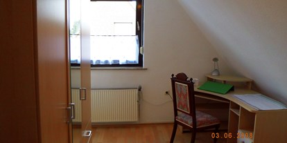 Monteurwohnung - Zimmertyp: Einzelzimmer - Bremen - 2 Schlafzimmer oder Büro - Monteurwohnung  Trostmann  Drei Zimmer Wohnung Möbliert zwei Schlafzimmer  im Privathaus