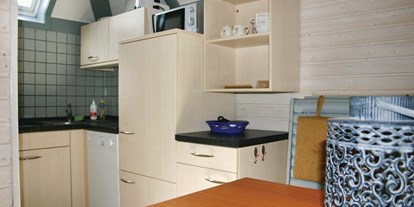 Monteurwohnung - Zimmertyp: Doppelzimmer - Hessen - Küche - F-Haus für 1-6 Monteure im Seepark Kirchheim