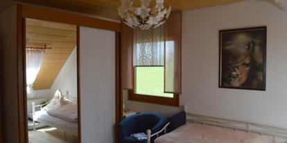 Monteurwohnung - Badezimmer: Gemeinschaftsbad - Region Schwaben - Zimmer 2 - Gästehaus-Rottal