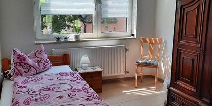 Monteurwohnung - Frühstück - Bayern - 2 Schlafzimmer mit je 2 Einzelbetten  - Ferienwohnung Marschall Schweinfurt Hassfurt