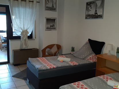 Monteurwohnung - Zimmertyp: Doppelzimmer - Hessen - Zweibett- Zimmer - Hostel Berger
