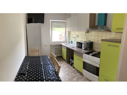 Monteurwohnung - Zimmertyp: Doppelzimmer - Küche - Franz Berg Apartments