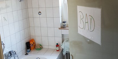 Monteurwohnung - Badezimmer: Gemeinschaftsbad - Region Schwaben - Haus Wolf Geislingen an der Steige 